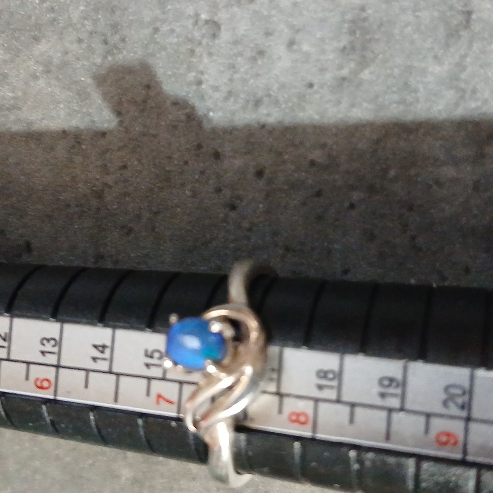 RESERVED - Silver 7 1/4 Opal Ring - Picture 3 of 6